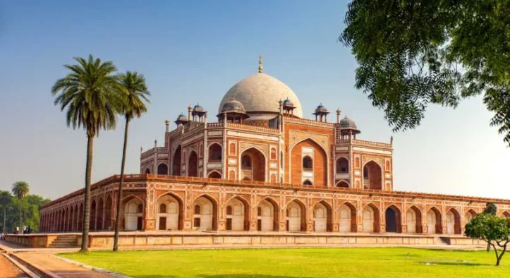 20 Best Places to Visit in Delhi 2025