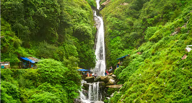 bhagsunag waterfalls