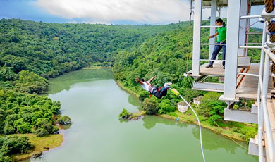 Bungee Jumping