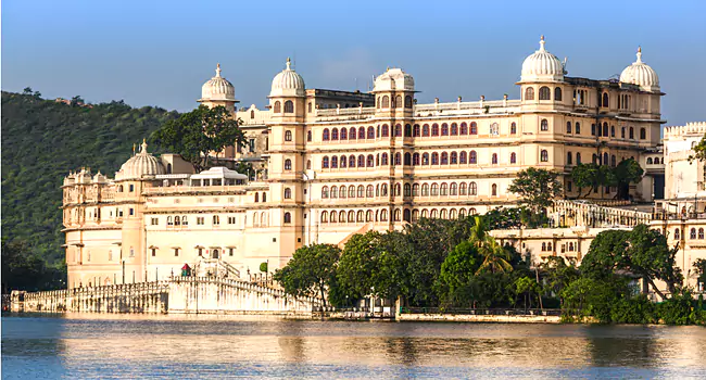 city palaces udaipur