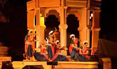 khajuraho dancing festival