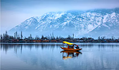 srinagar dal lake