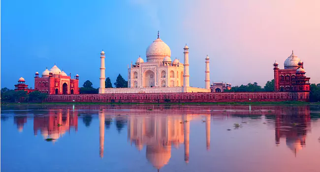 taj mahal , agra