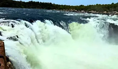 dhuandhar falls