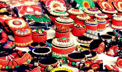 Handicraft Shopping at HP State Handicraft Centre