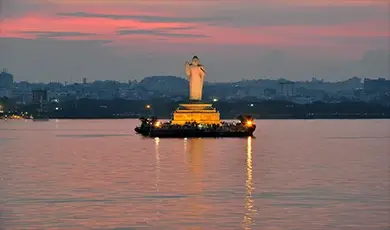 hussain sagar lake 