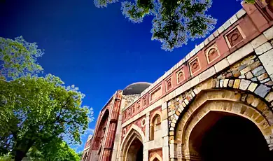 jamali kamali mosque and tomb