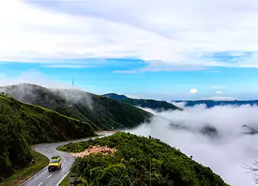 mawlynnong view  point