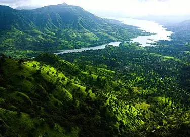 Mumbai Lonavala Weekend Tour 4D/3N