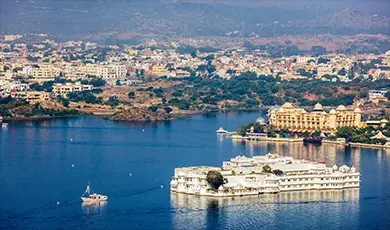 pichola lake